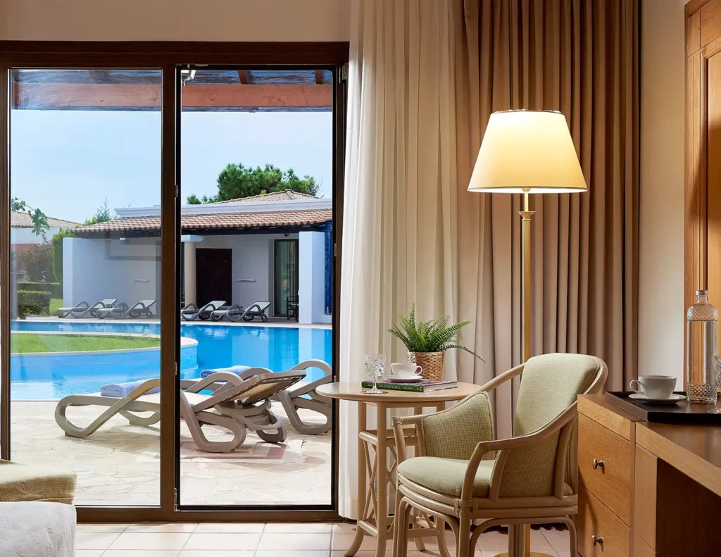 aldemar-olympian-village-resort-double-room-bungalow-swim-up-4